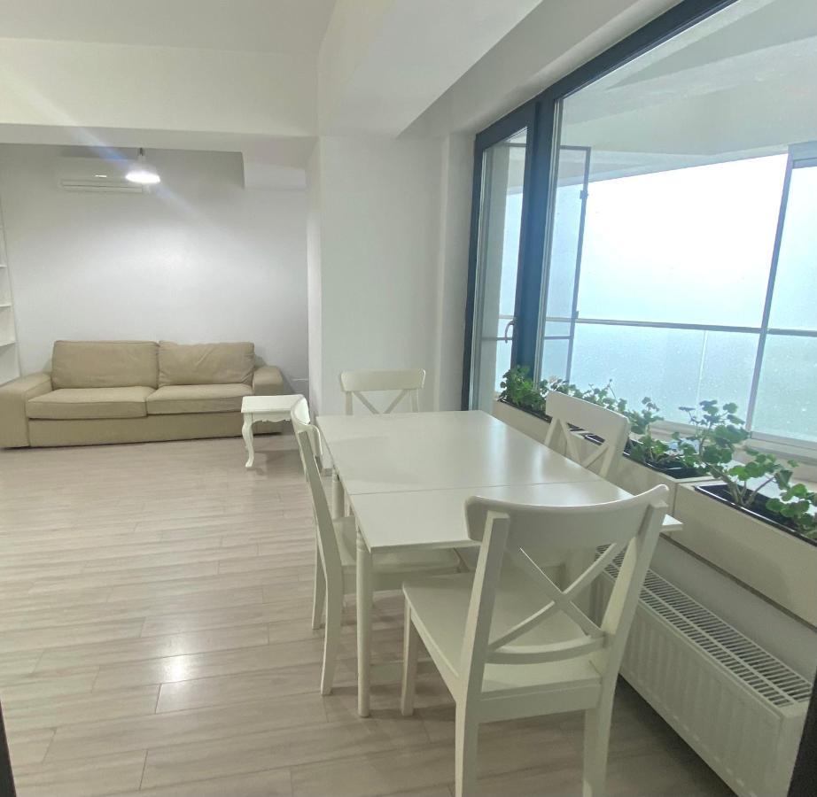 Lake House - Bucuresti Экстерьер фото